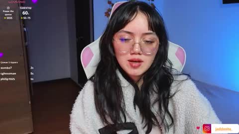 Snapshot of suzumi_ chatting on January 2025 08:44:02 AM Jadde  online show from January 2025 08:44:02 AM