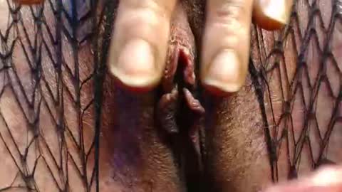 Suzy online show from April 2026 02:51:02 AM