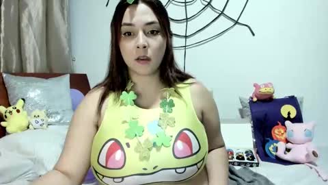 Suzy Amaya  online show from October 2025 12:01:02 AM