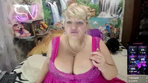 Snapshot of svetifox chatting on March 2025 09:15:02 PM Sveti online show from March 2025 09:15:02 PM