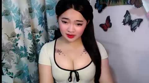 Snapshot of swallow_cummersx chatting on December 2025 01:43:01 AM Jasmine online show from December 2025 01:43:01 AM