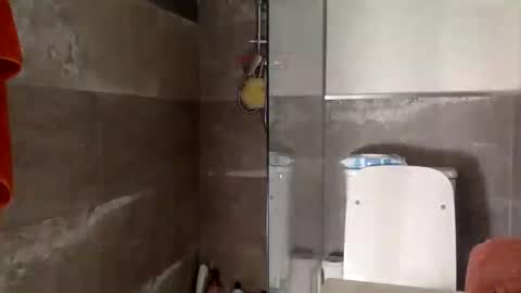 Snapshot of swee788485 chatting on October 2025 07:42:02 AM ALBA online show from October 2025 07:42:02 AM