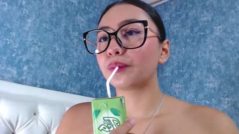 Amy  IG sweeet amy0 online show from December 2024 11:59:02 PM