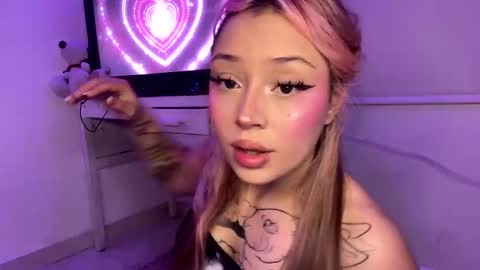 Valeria online show from April 2026 08:06:01 AM