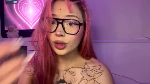 Snapshot of sweeetbabyy22 chatting on May 2026 08:11:01 AM Valeria online show from May 2026 08:11:01 AM