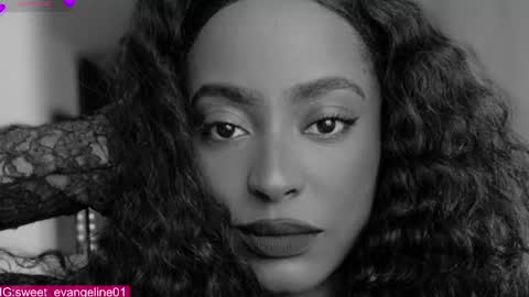 Snapshot of sweer_oshun chatting on June 2026 05:25:01 PM Evangeline online show from June 2026 05:25:01 PM