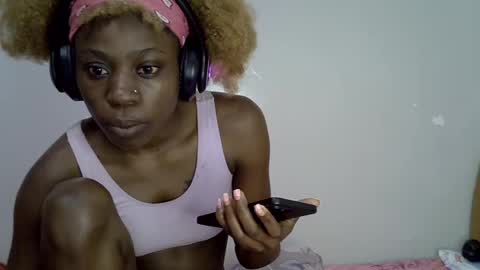 Snapshot of sweest_caster chatting on July 2026 12:06:02 AM Sweetest doll online show from July 2026 12:06:02 AM