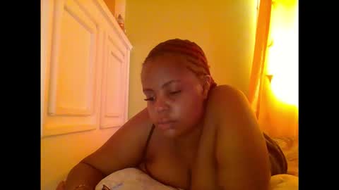 sweet52537 online show from October 2025 06:24:01 AM