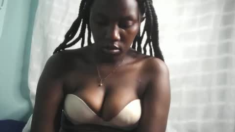 sweet69berry online show from December 2025 06:22:02 AM