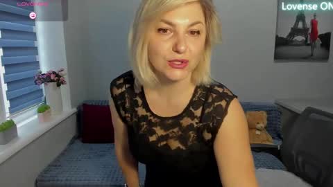 Snapshot of sweet___margaret chatting on March 2025 01:59:02 PM Margaret online show from March 2025 01:59:02 PM