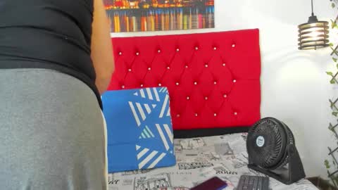 Carolina online show from November 2025 02:51:02 PM