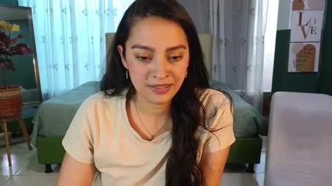 sweet_ahinara online show from January 2025 07:31:01 PM