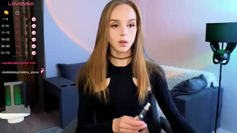 Snapshot of sweet_ali3s chatting on June 2026 01:50:02 PM Call me Alis online show from June 2026 01:50:02 PM