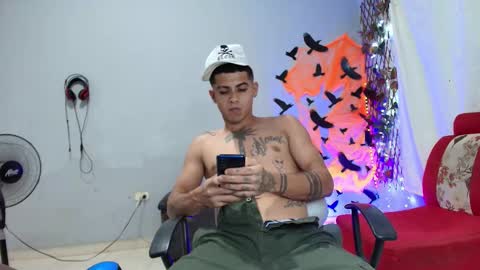 Snapshot of sweet_angel25 chatting on October 2025 11:07:01 PM sweet_angel25 online show from October 2025 11:07:01 PM