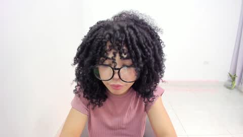 Snapshot of sweet_anie_04 chatting on January 2025 05:35:01 AM Anie online show from January 2025 05:35:01 AM