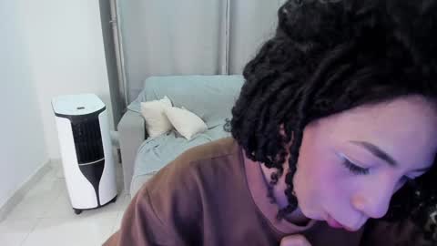 Snapshot of sweet_anie_04 chatting on February 2025 07:40:01 AM Anie online show from February 2025 07:40:01 AM