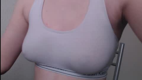 Snapshot of sweet_baby_kate chatting on February 2025 06:18:02 AM Kate and Erica online show from February 2025 06:18:02 AM