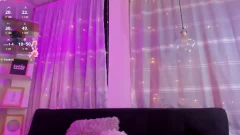 Snapshot of sweet_bellaa_ chatting on July 2026 05:35:02 AM Bella online show from July 2026 05:35:02 AM