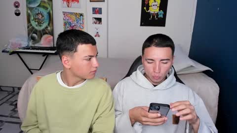 Snapshot of sweet_boys_xx chatting on December 2024 04:32:02 PM CristianBrayan PVT OPEN online show from December 2024 04:32:02 PM