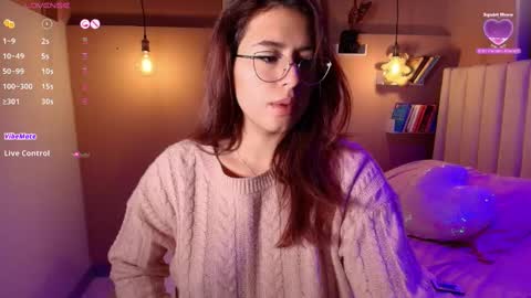 Snapshot of sweet_cami1 chatting on February 2025 12:37:01 AM Camila online show from February 2025 12:37:01 AM