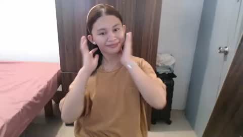 sweet_cassyxx online show from March 2026 12:09:01 PM