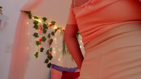 Snapshot of sweet_chloe6 chatting on December 2024 06:14:01 PM Chloe online show from December 2024 06:14:01 PM