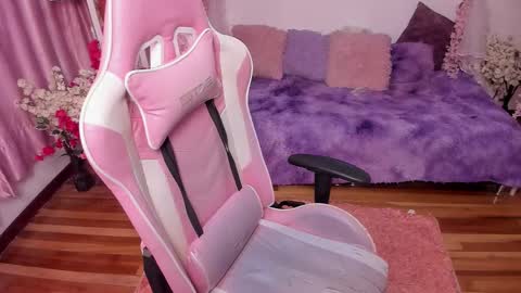 Snapshot of sweet_daniiela chatting on October 2025 09:35:02 PM IM Dani online show from October 2025 09:35:02 PM