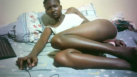 Snapshot of sweet_katrina2 chatting on March 2025 09:56:01 AM millarn online show from March 2025 09:56:01 AM