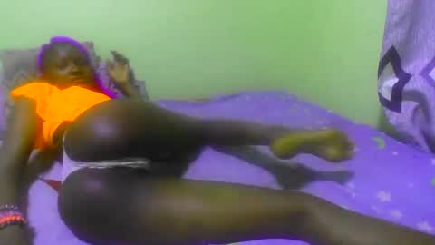 Snapshot of sweet_katrina2 chatting on November 2025 08:36:02 AM millarn online show from November 2025 08:36:02 AM