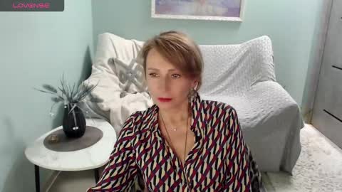 Snapshot of sweet_kitty5 chatting on September 2025 07:34:02 AM Helen online show from September 2025 07:34:02 AM