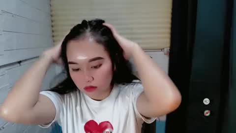 LAIKA online show from January 2025 04:12:01 AM