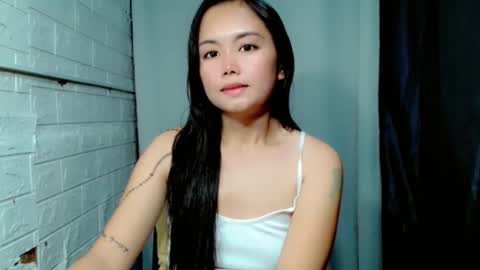 LAIKA online show from April 2026 04:37:01 AM