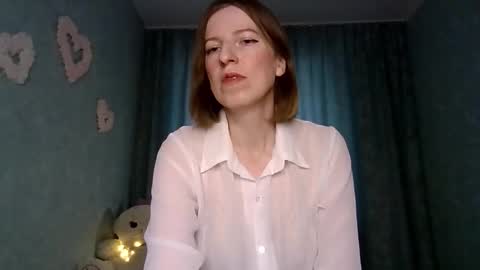 Snapshot of sweet_lilbunny chatting on September 2025 02:13:01 AM sweet_lilbunny online show from September 2025 02:13:01 AM