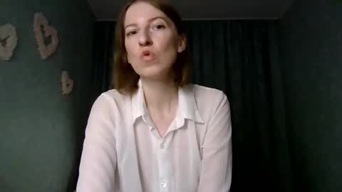Snapshot of sweet_lilbunny chatting on October 2025 03:35:02 PM sweet_lilbunny online show from October 2025 03:35:02 PM