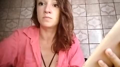 Snapshot of sweet_lilgirl_x chatting on July 2026 06:50:01 AM Anna online show from July 2026 06:50:01 AM