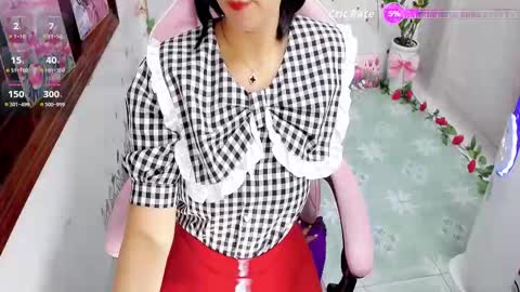 Lily online show from October 2025 07:35:02 PM