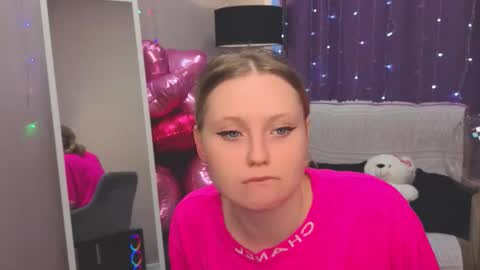 Mikki online show from February 2026 11:51:01 AM