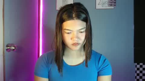 Snapshot of sweet_mary_onboard chatting on May 2026 01:28:02 PM sweet_mary_onboard online show from May 2026 01:28:02 PM