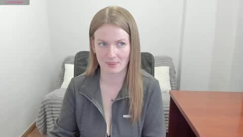 Mila online show from April 2026 08:25:02 PM