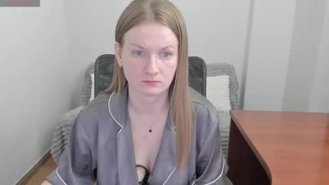 Mila online show from April 2026 02:15:02 AM