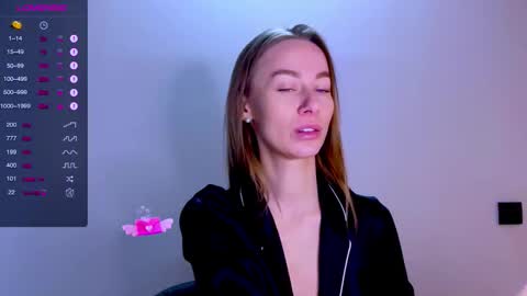 Snapshot of sweet_mia_91 chatting on October 2025 11:52:02 AM Mia online show from October 2025 11:52:02 AM