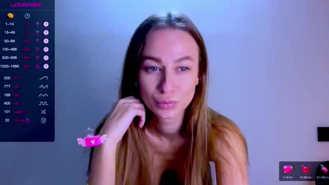 Snapshot of sweet_mia_91 chatting on October 2025 12:26:02 PM Mia online show from October 2025 12:26:02 PM
