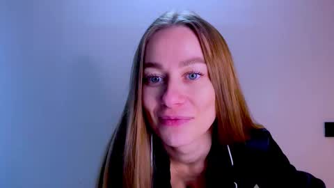 Snapshot of sweet_mia_91 chatting on October 2025 11:21:02 AM Mia online show from October 2025 11:21:02 AM