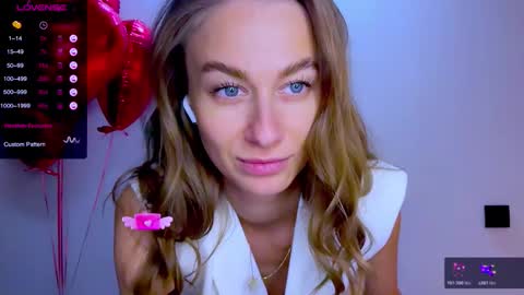 Mia online show from February 2026 04:37:02 PM