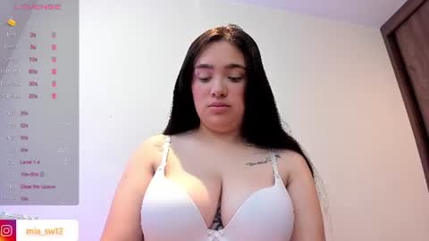 Snapshot of sweet_miiaa chatting on July 2026 03:43:01 PM Mia Johns online show from July 2026 03:43:01 PM