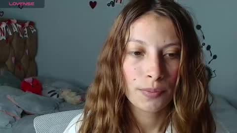 sweet_moon_v_ online show from February 2026 11:06:01 PM