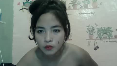 Snapshot of sweet_morenaph chatting on May 2026 11:27:01 AM sweet_morenaph online show from May 2026 11:27:01 AM