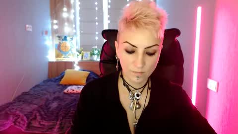 sweet_n_strong online show from December 2025 07:59:02 AM