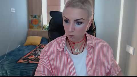 sweet_n_strong online show from June 2026 12:17:01 PM