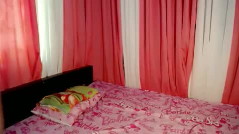 Snapshot of sweet_novie chatting on April 2026 03:28:02 AM novie online show from April 2026 03:28:02 AM